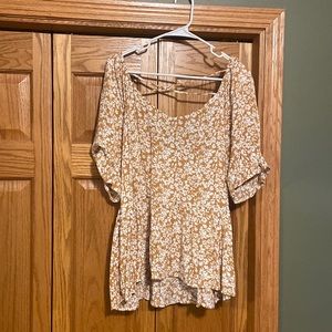 Maurices floral flowy shirt
